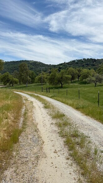 More Photos Of 14718 CA-155 Hwy, Glennville Land For Sale