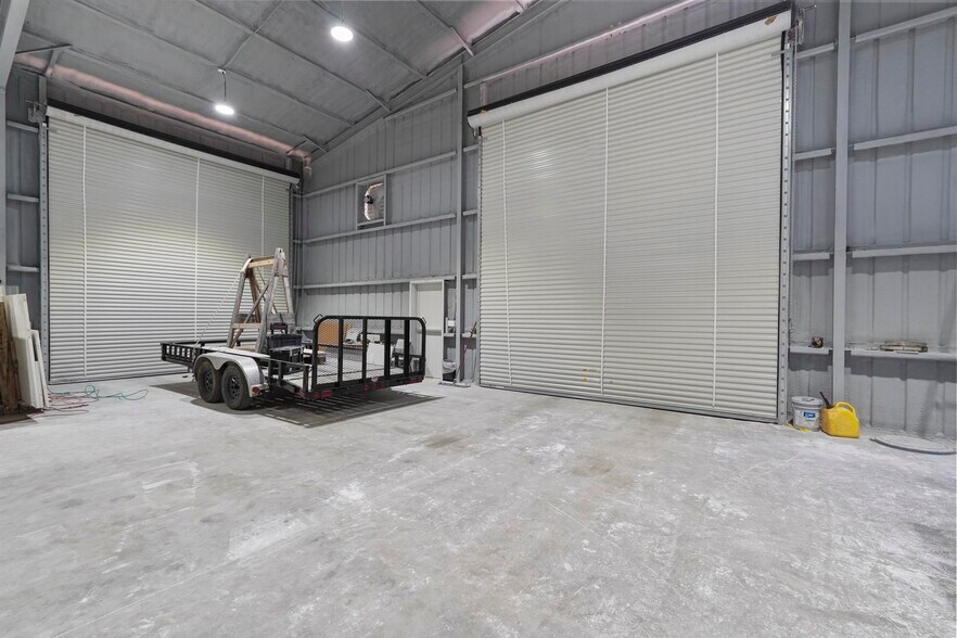 More Photos Of 1979 FM 1903, Caddo Mills Warehouse For Lease