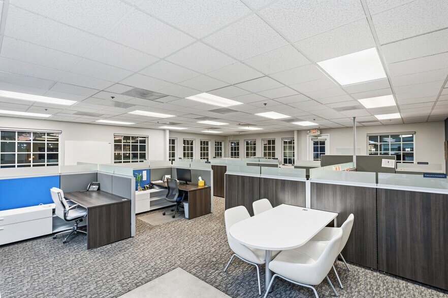 More Photos Of 3087 E Warm Springs Rd, Las Vegas Office For Sale