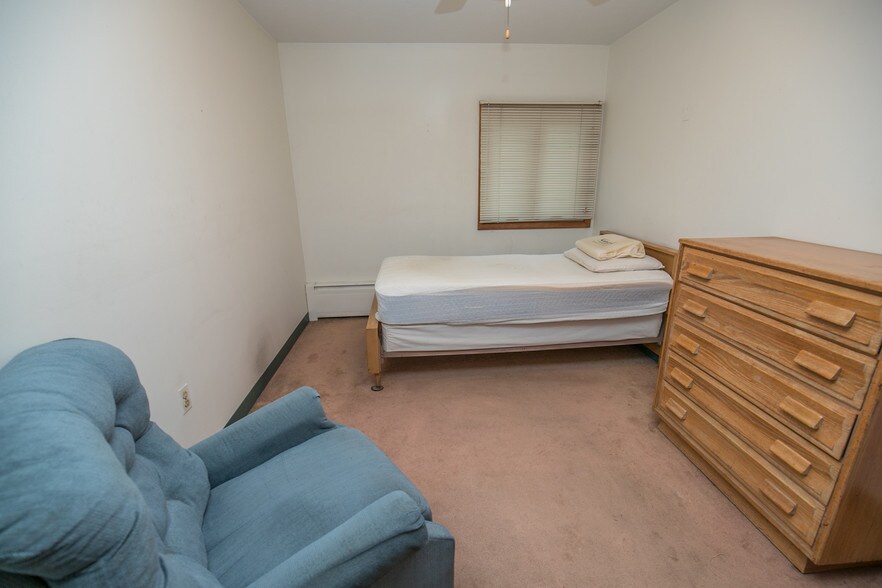 More Photos Of 2425 N Taylor Rd, Cleveland Heights Religious Facility For Sale