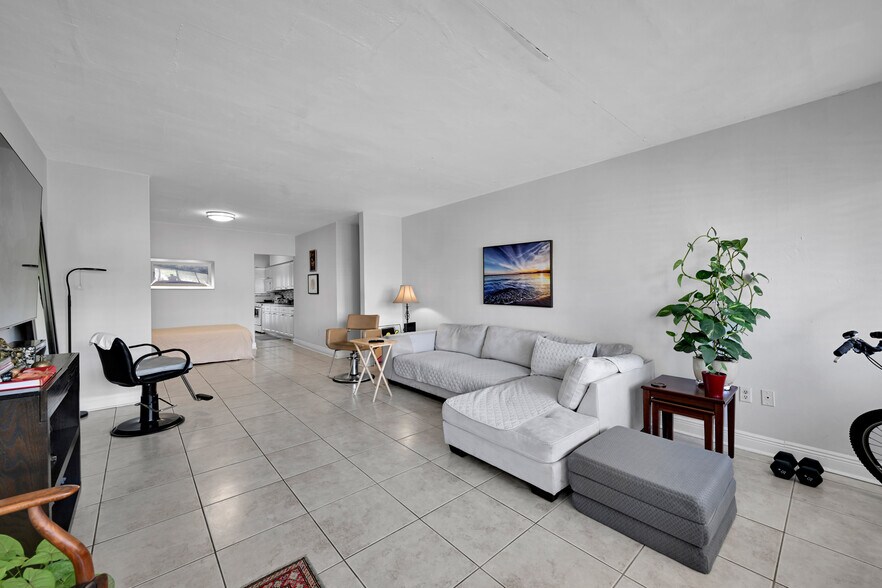 More Photos Of 1240 14th St, Miami Beach Apartments For Sale