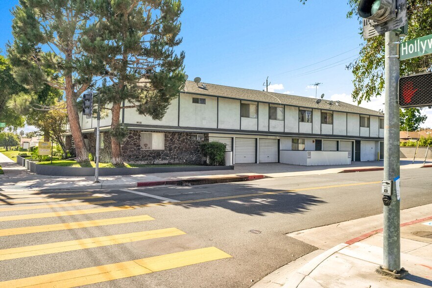 More Photos Of 1799 N Hollywood Way, Burbank Apartments For Sale