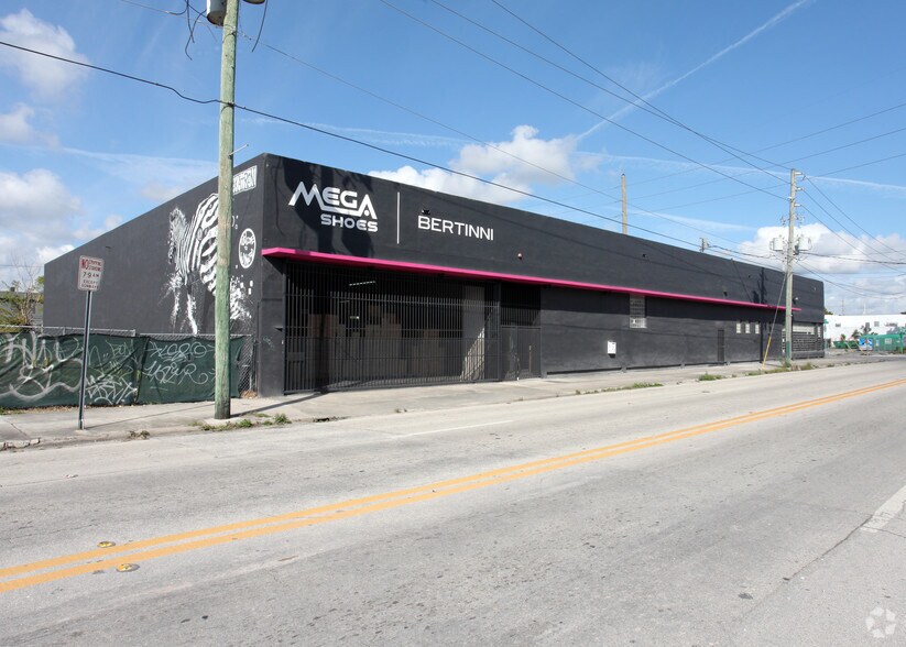 More Photos Of 2050-2090 N Miami Ave, Miami Freestanding For Lease