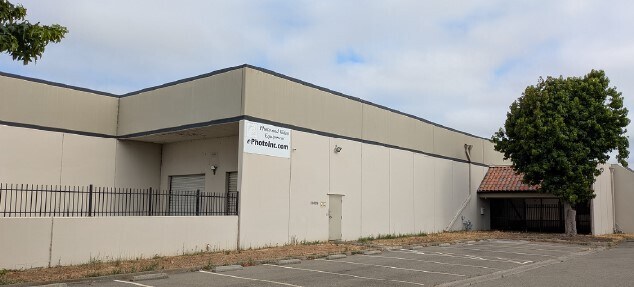 Primary Photo Of 23899 Foley St, Hayward Warehouse For Lease