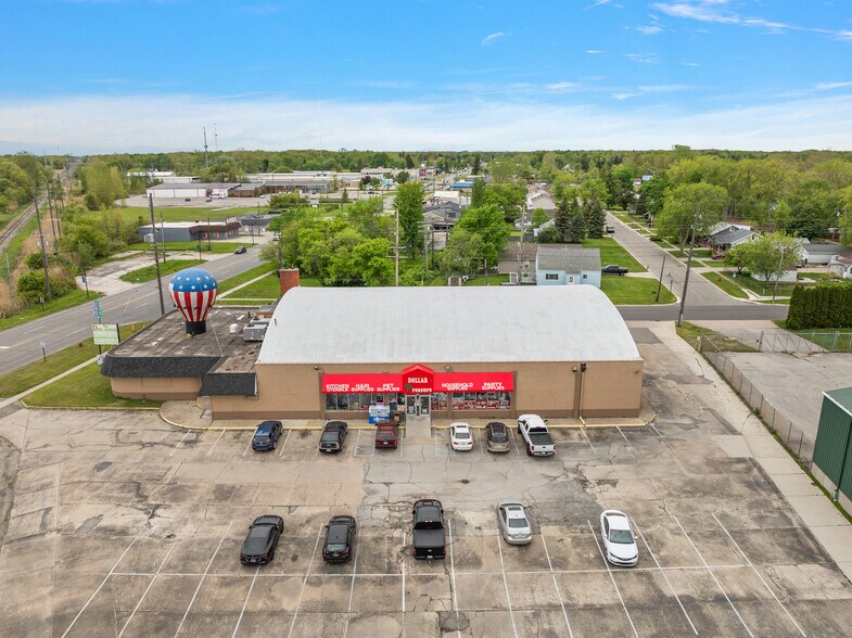 More Photos Of 2419 Lapeer Rd, Port Huron General Retail For Sale