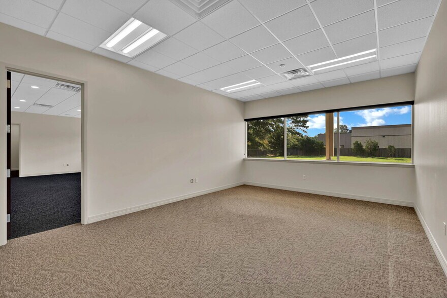 More Photos Of 8509 Line Ave, Shreveport Office For Sale