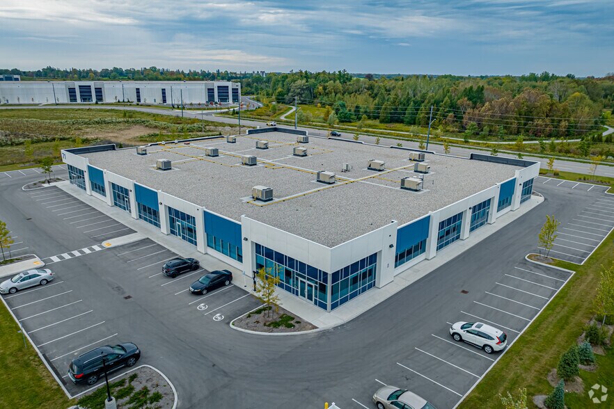 More Photos Of 71 Hanlon Creek Blvd, Guelph Office For Lease