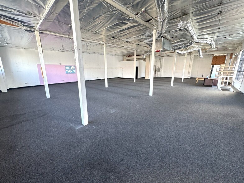 More Photos Of 600-602 E 12th St, Los Angeles Warehouse For Lease