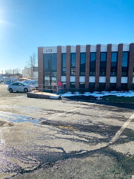 More Photos Of 360 Florence Ave, Hillside Medical For Lease