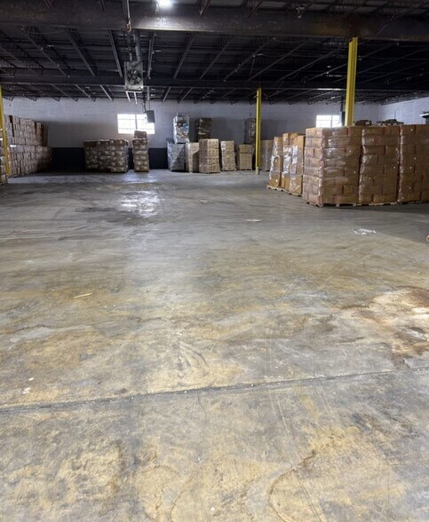 More Photos Of 721 E Lincoln Ave, Rahway Distribution For Sale