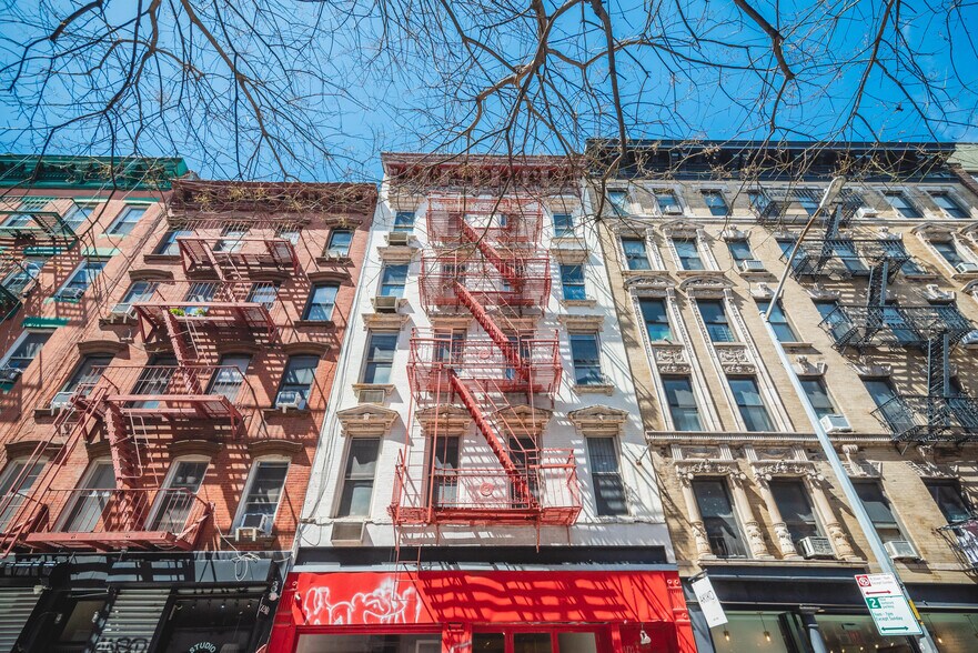 More Photos Of 133 Eldridge St, New York Storefront Retail Residential For Lease