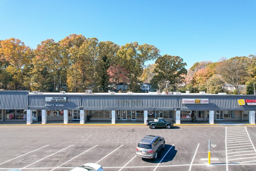 More Photos Of 1902 Coliseum Blvd, Greensboro General Retail For Lease