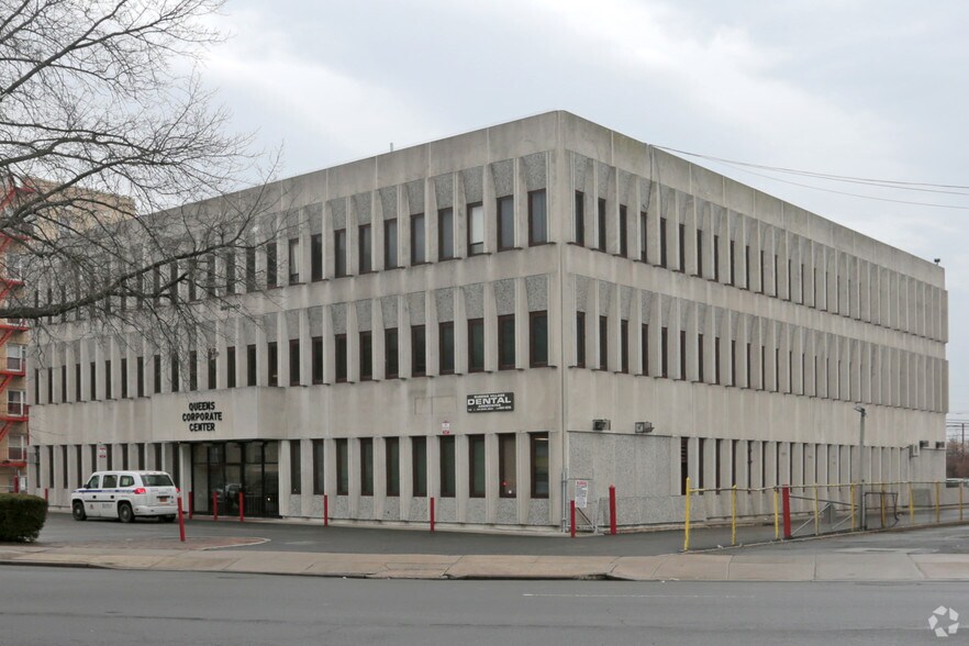 Primary Photo Of 221-10 Jamaica Ave, Queens Village Office For Lease