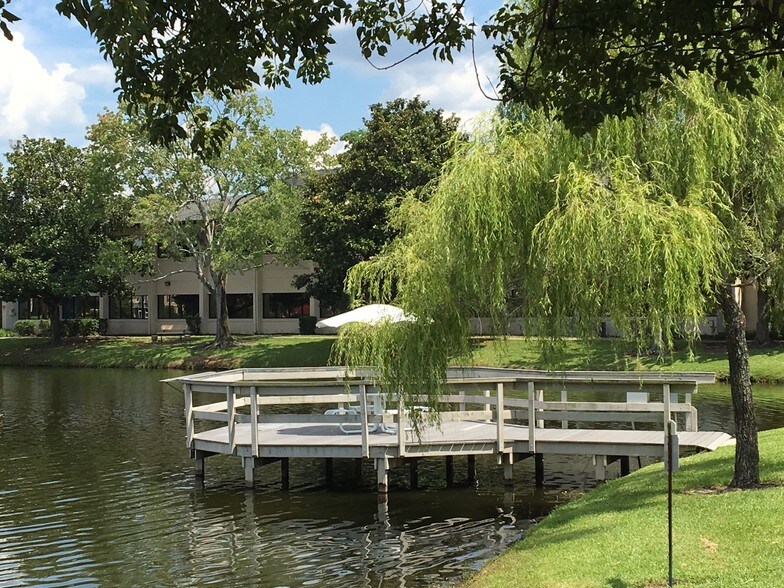 More Photos Of 1025 S Semoran Blvd, Winter Park Unknown For Lease