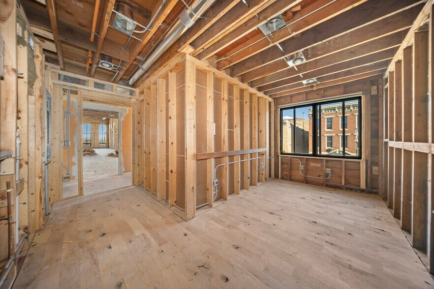 More Photos Of 1000 S State St, Lockport Restaurant For Lease