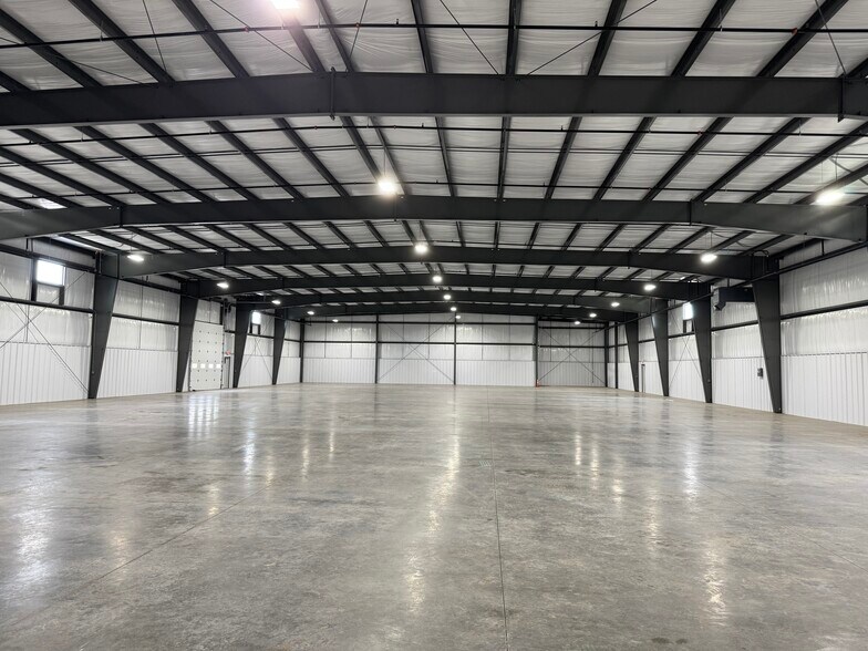 More Photos Of 2604 Jeanwood Drive, Elkhart Distribution For Lease