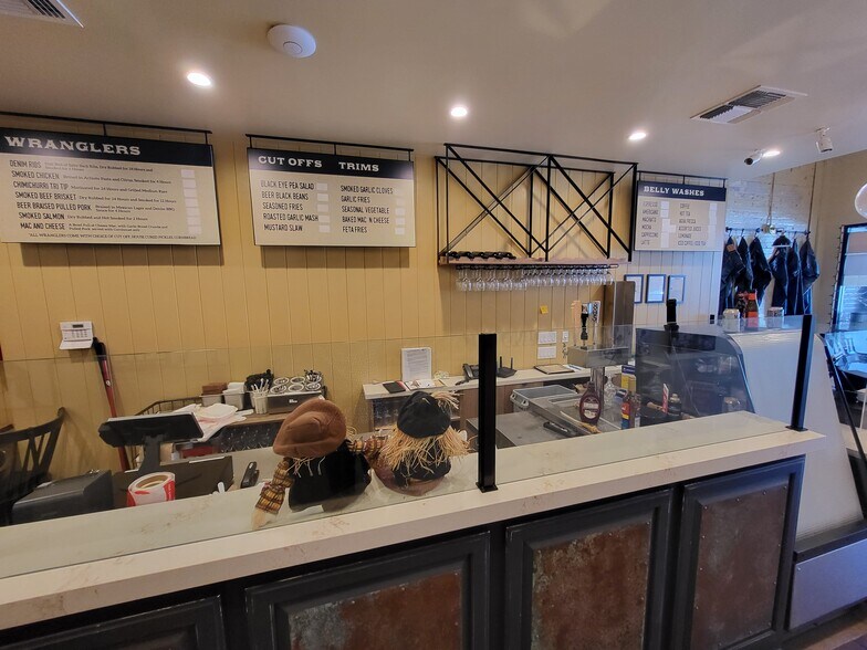 More Photos Of 221-227 E Pico Blvd, Los Angeles Storefront For Sale