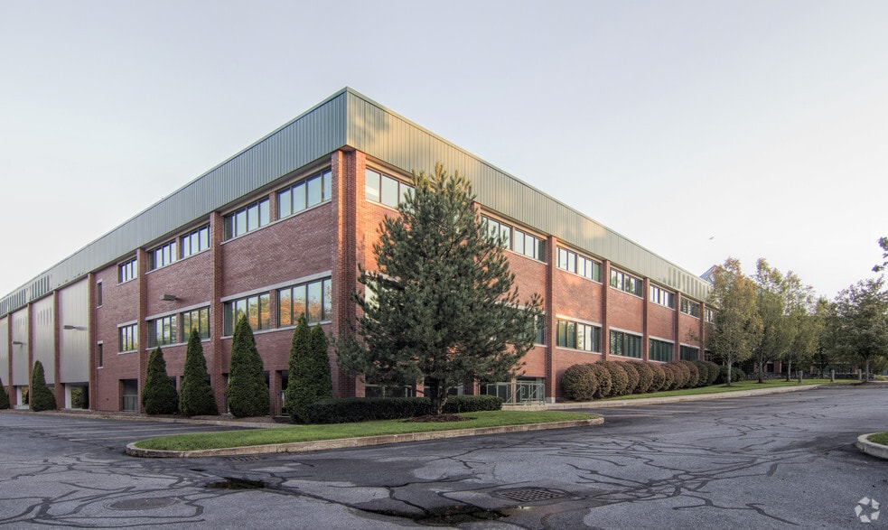 350 Myles Standish Blvd, Taunton, MA 02780 Office For Lease
