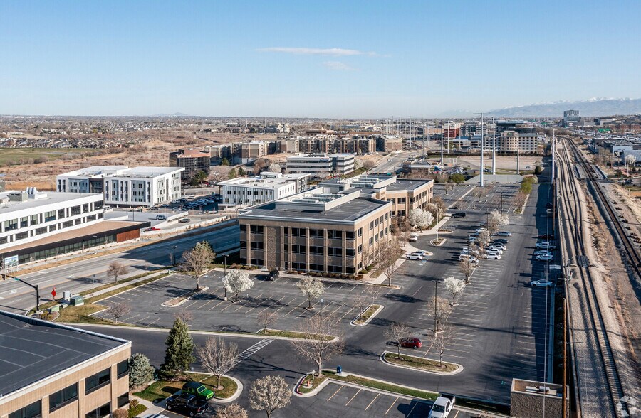 More Photos Of 10619 S Jordan Gtwy, South Jordan Office For Sale