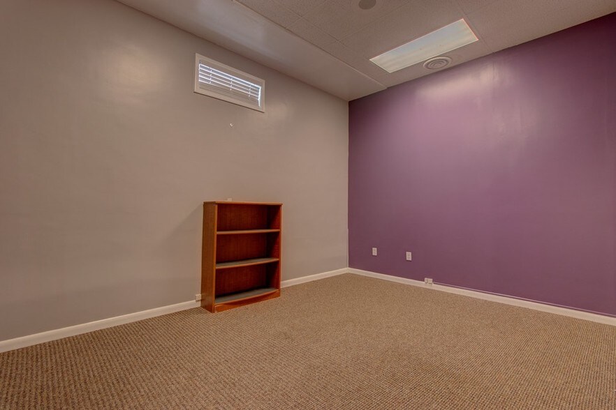 More Photos Of 4311 Appleton Ave NW, Roanoke Office For Lease