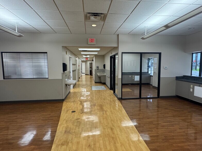 More Photos Of 707 Grand Caillou Rd, Houma Medical For Lease