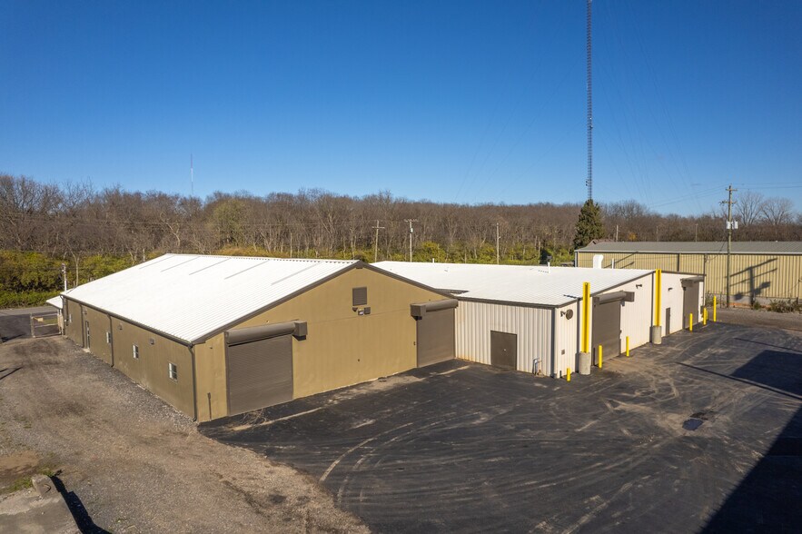 More Photos Of 1091 Stimmel Rd, Columbus Manufacturing For Lease