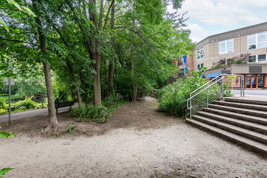 More Photos Of 350 Pleasant St, Watertown Apartments For Lease