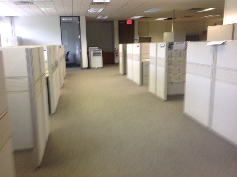 More Photos Of 621 Columbia Street Ext, Cohoes Office For Lease
