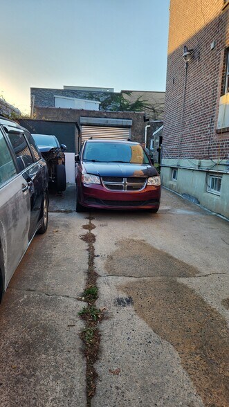 More Photos Of 18-14/16 129 Street st, College Point Apartments For Sale