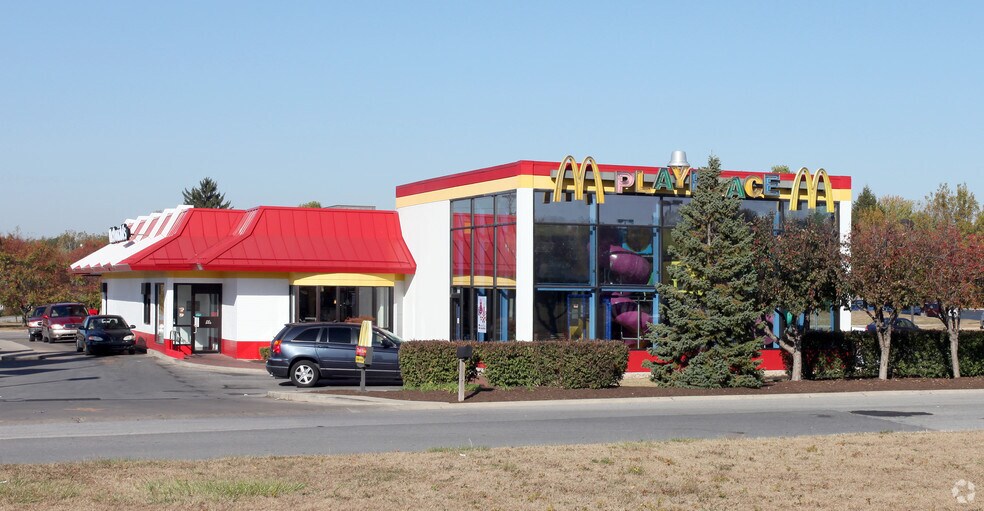 More Photos Of 100-128 N State Road 267, Avon Unknown For Lease