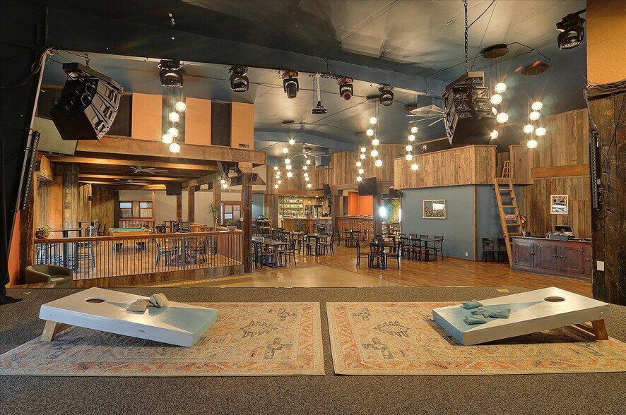 More Photos Of 720 E 50 Hwy, Salida Restaurant For Sale