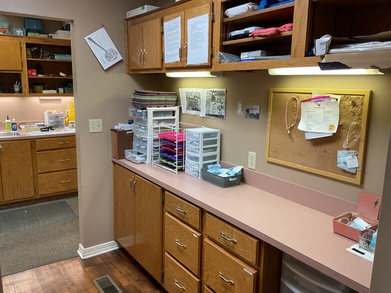 More Photos Of 1666 S Forest Ave, Luverne Medical For Sale