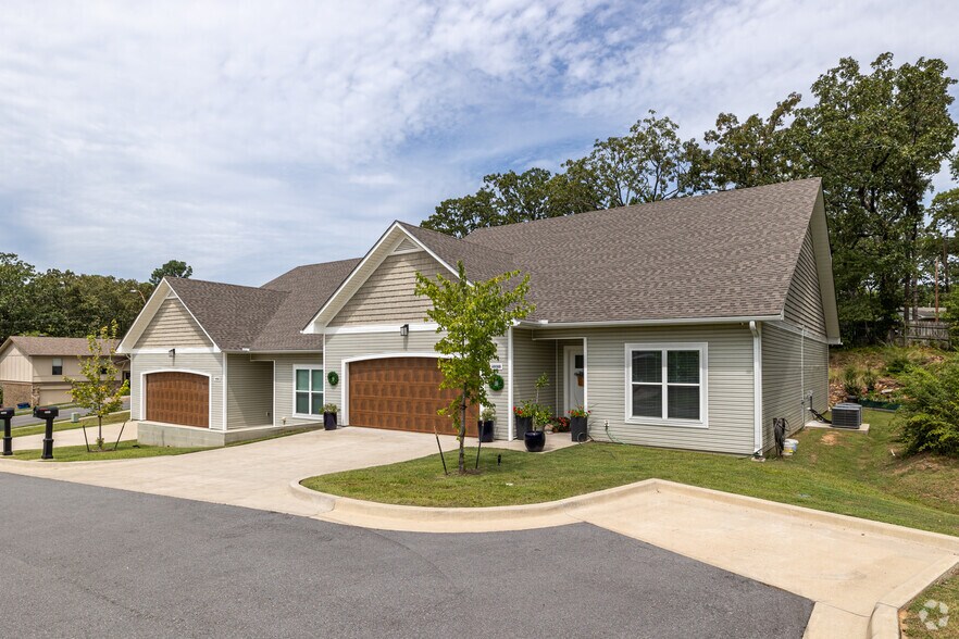 Primary Photo Of 4700 Randolph Rd, North Little Rock Apartments For Sale