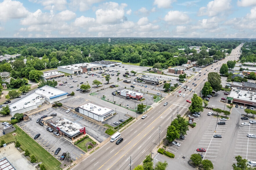 More Photos Of 6016 Stage Rd, Bartlett Storefront For Lease