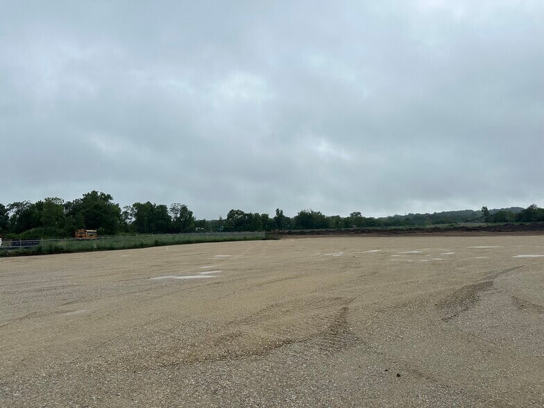 More Photos Of 5810 N Ninth St, Delphi Land For Lease