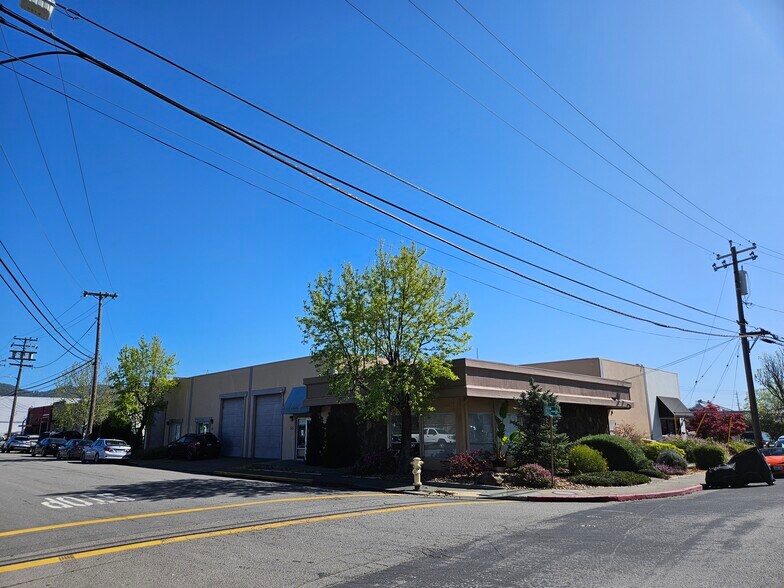 More Photos Of 145 Jordan St, San Rafael Service For Lease