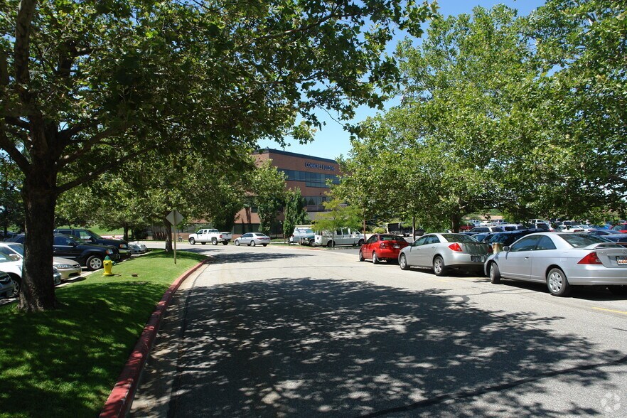 More Photos Of 1100 Country Hills Dr, Ogden Office For Lease