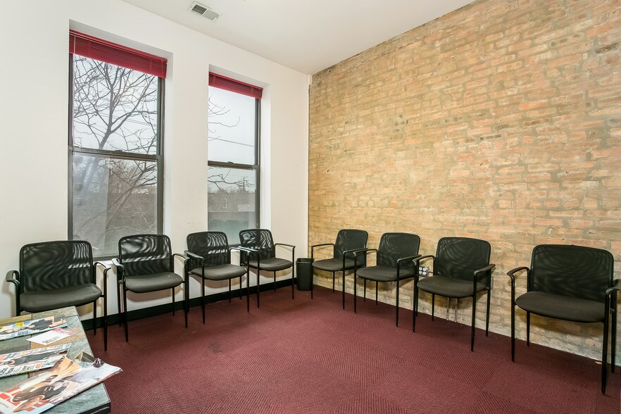 More Photos Of 716 E 47th St, Chicago Loft Creative Space For Sale