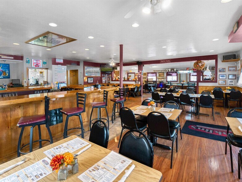 More Photos Of 25 North St, Proctor Restaurant For Sale