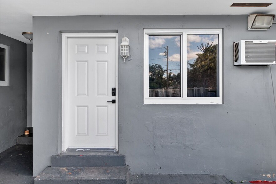 More Photos Of 1864 NW 28th St, Miami Apartments For Sale