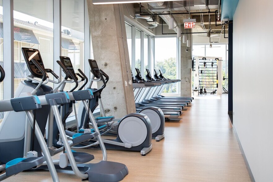 More Photos Of 3300 Riverwood Pky SE, Atlanta Office For Lease