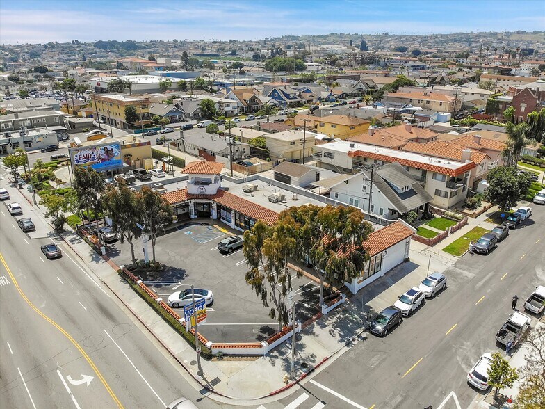 Primary Photo Of 1003-1013 S Gaffey St, San Pedro Storefront For Sale