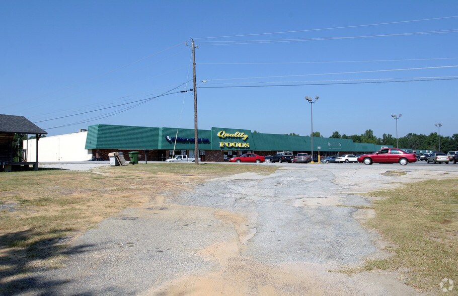 More Photos Of 70 Georgia Dr, Hartwell Unknown For Lease