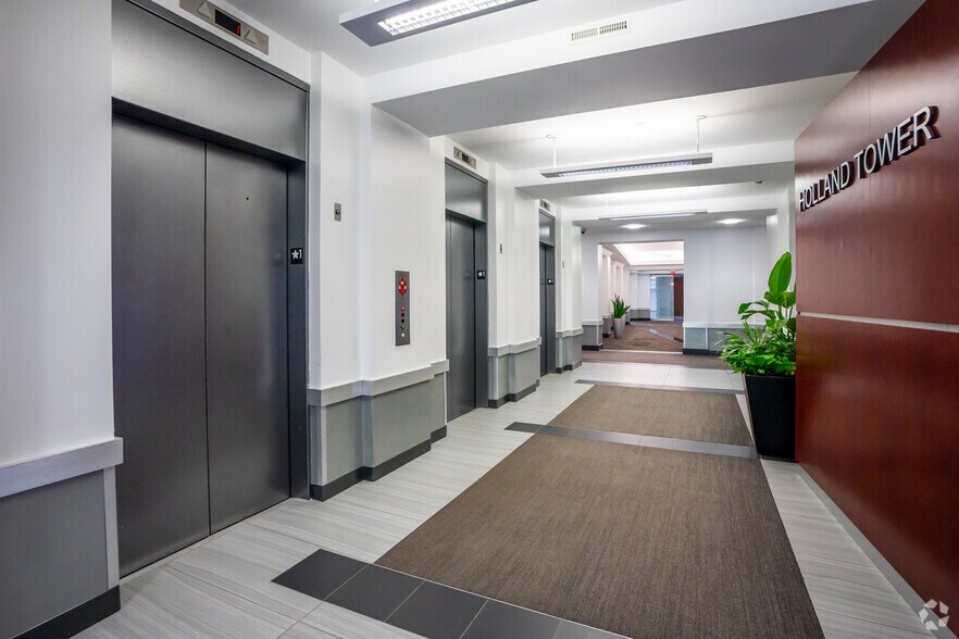 More Photos Of 2221 Edward Holland Dr, Richmond Office For Lease