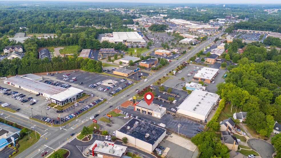 More Photos Of 2437 S Church St, Burlington Auto Dealership For Sale