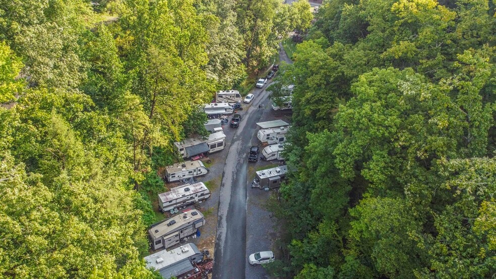 More Photos Of 251 Spring Valley Rd, Pigeon Forge Trailer Camper Park For Sale
