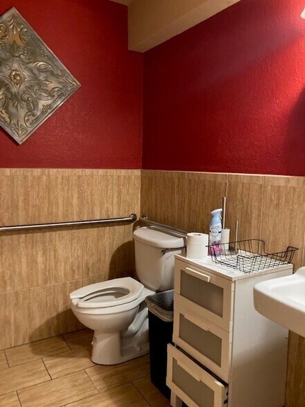 More Photos Of 5951 NW 173rd Dr, Miami Medical For Sale