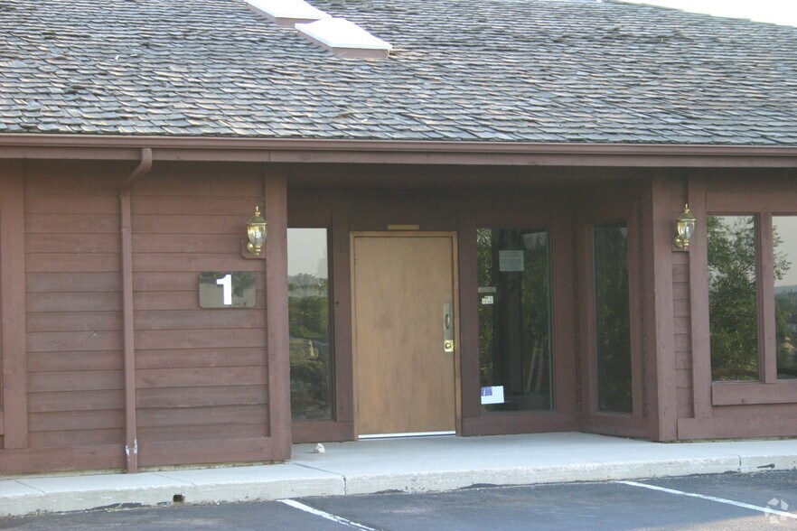 More Photos Of 6055 Lehman Dr, Colorado Springs Office For Lease
