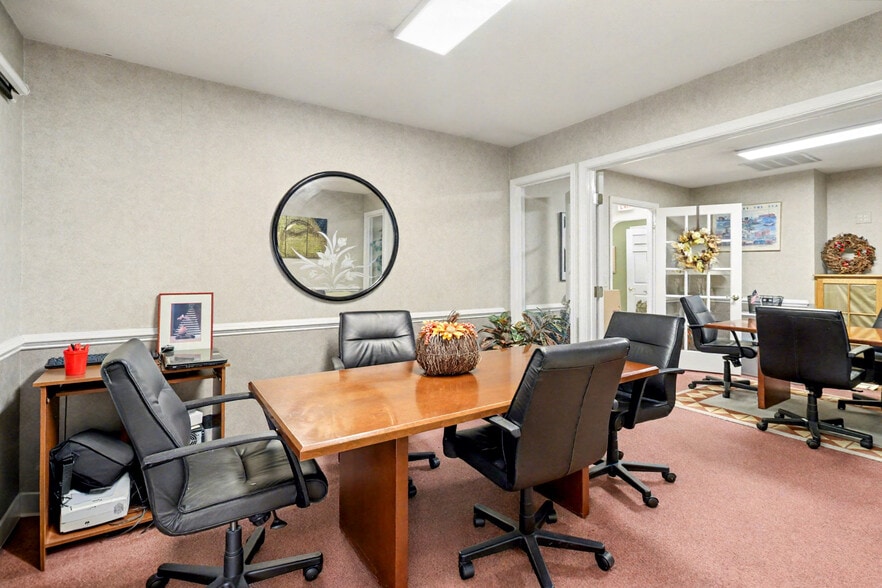 More Photos Of 20049 Jefferson Davis Hwy, Ruther Glen General Retail For Sale