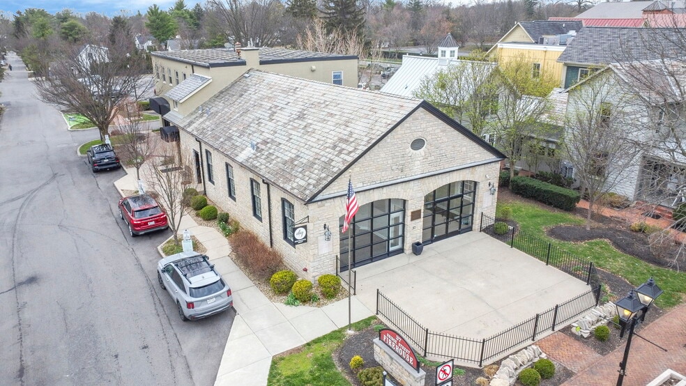 More Photos Of 37 W Bridge St, Dublin Office For Sale